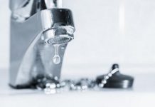 Mẹo vặt giúp khử mùi và làm phòng tắm sạch đẹp