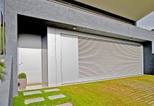 Thi công lắp đặt cửa cuốn giá rẻ tại Huyện Hóc Môn TpHCM